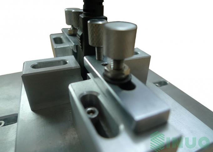 IEC 60320-1 Thiết bị thử nghiệm kéo bên cạnh của bộ ghép nối để thử nghiệm kéo để kiểm tra xếp hạng trên 0,2 A 1